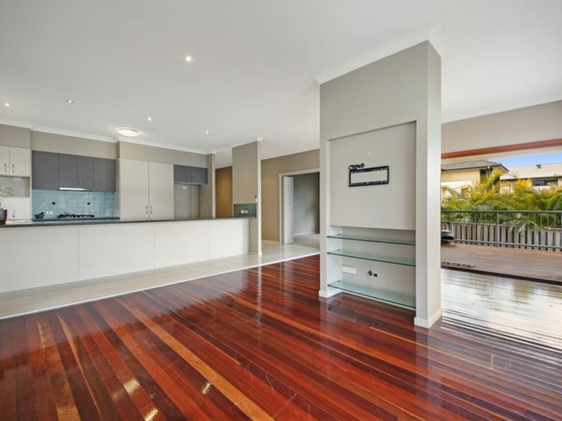 Photo - 71 Azzurra Dr , Varsity Lakes QLD 4227 - Image 3