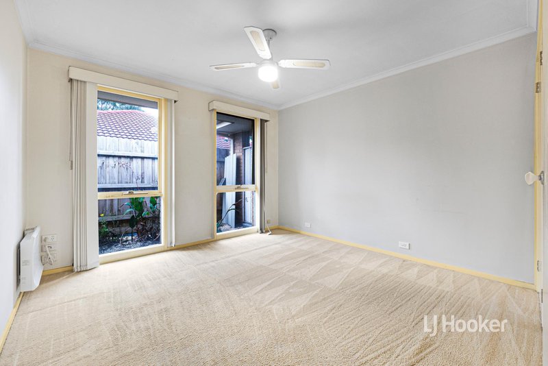 Photo - 71 Baggott Drive, Hoppers Crossing VIC 3029 - Image 3