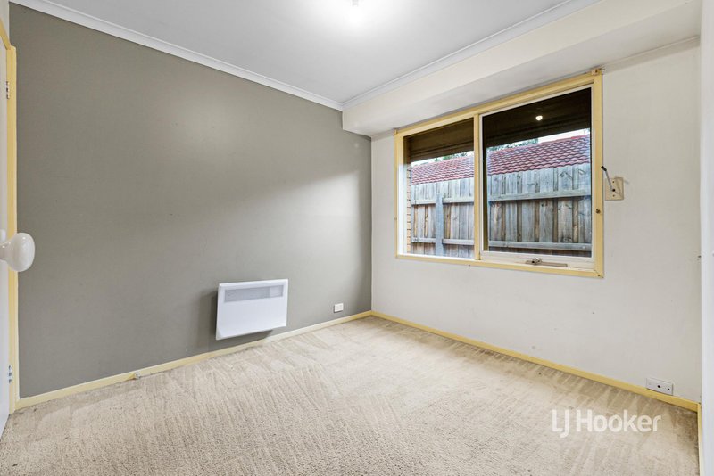 Photo - 71 Baggott Drive, Hoppers Crossing VIC 3029 - Image 9