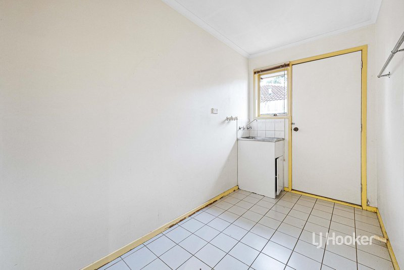 Photo - 71 Baggott Drive, Hoppers Crossing VIC 3029 - Image 11