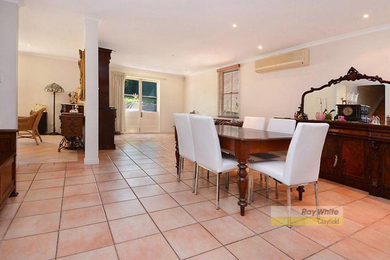 Photo - 71 Barlow Street, Clayfield QLD 4011 - Image 4