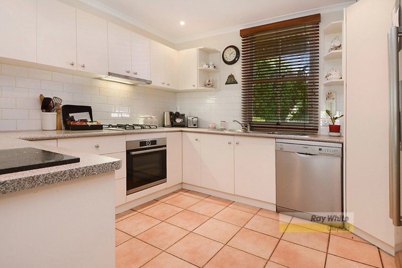 Photo - 71 Barlow Street, Clayfield QLD 4011 - Image 5