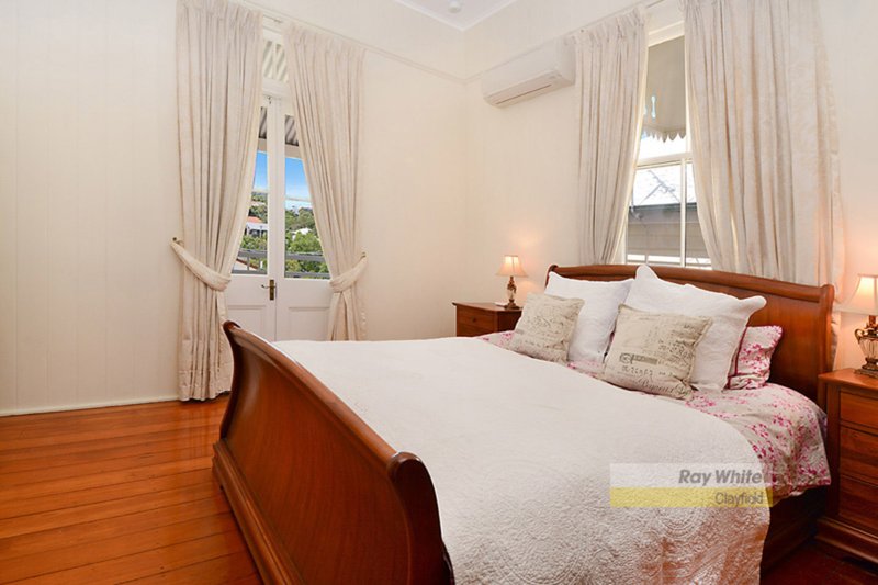 Photo - 71 Barlow Street, Clayfield QLD 4011 - Image 9