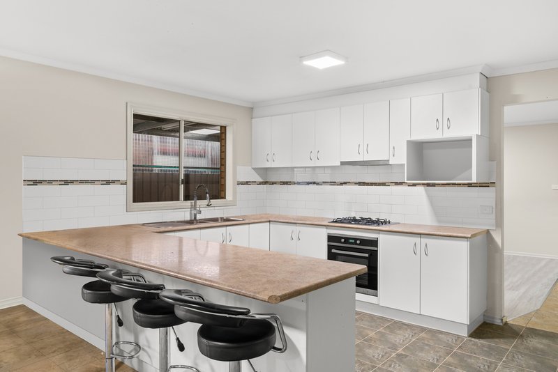 Photo - 71 Batman Street, Burnside Heights VIC 3023 - Image 4