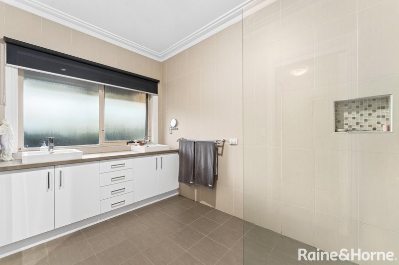 Photo - 71 Benson Road, Gisborne South VIC 3437 - Image 12