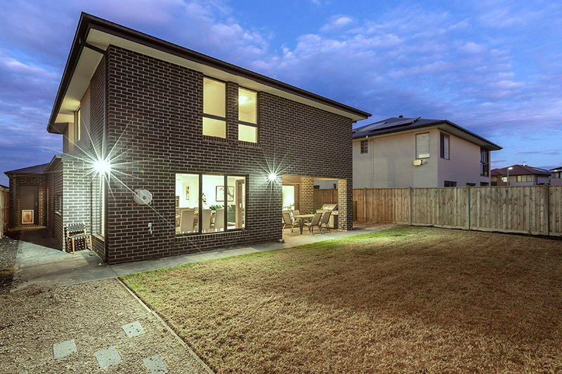 Photo - 71 Bensonhurst Parade, Point Cook VIC 3030 - Image 23