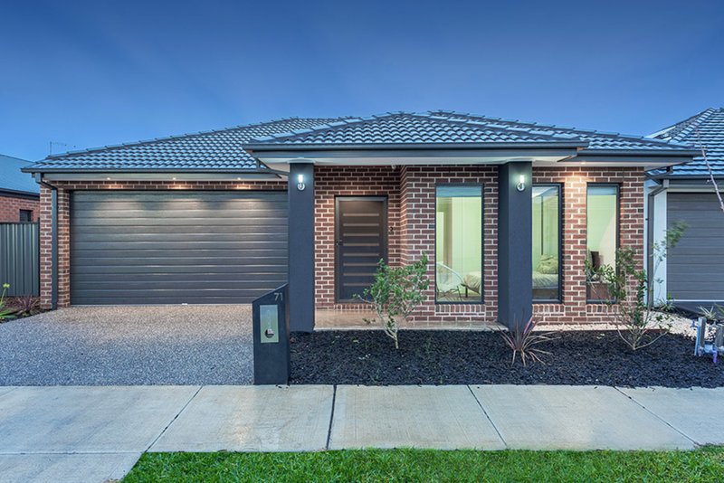 71 Bluebell Drive, Craigieburn VIC 3064