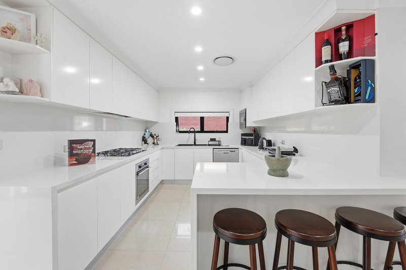 Photo - 71 Bradman Street, Greystanes NSW 2145 - Image 3