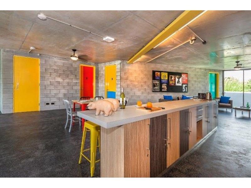 Photo - 71 Brisbane Street, Toowong QLD 4066 - Image 6