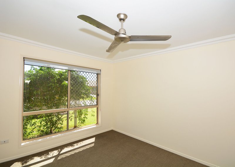 Photo - 71 Bunya Court, Eli Waters QLD 4655 - Image 13