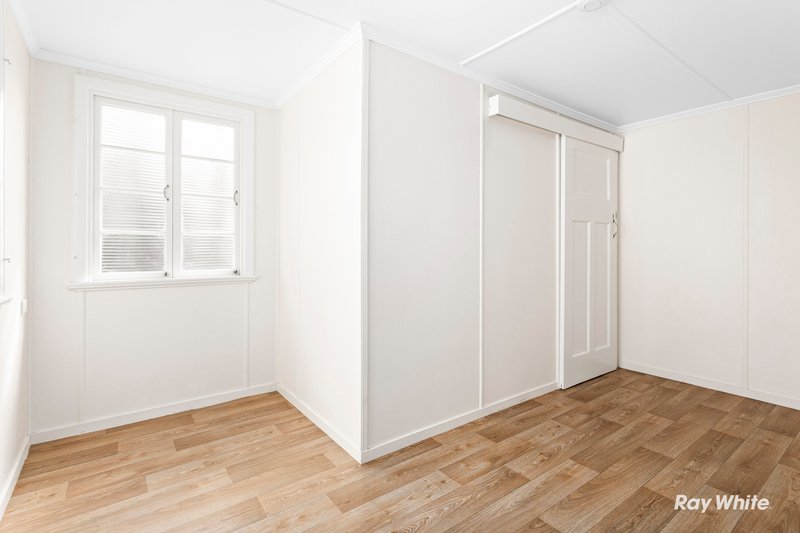 Photo - 71 Burnett Street, Berserker QLD 4701 - Image 10