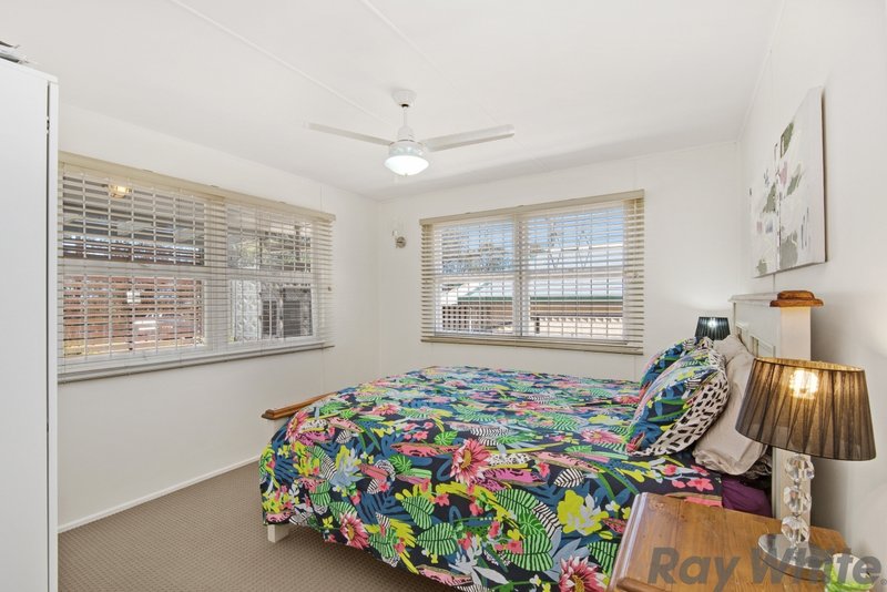 Photo - 71 Captain Cook Parade, Deception Bay QLD 4508 - Image 12