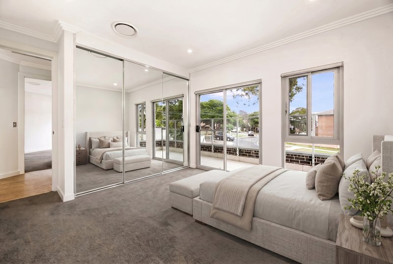 Photo - 71 Carson Street, Panania NSW 2213 - Image 4