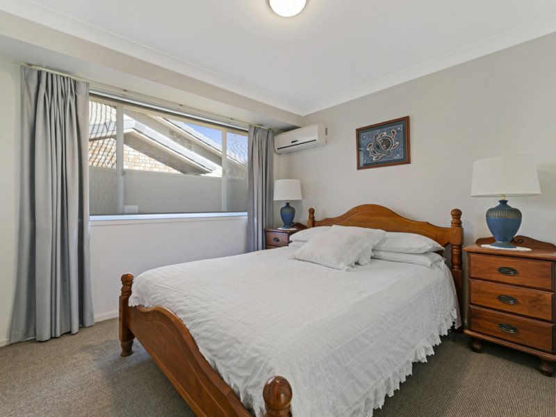 Photo - 71 Cassowary Drive, Burleigh Waters QLD 4220 - Image 17