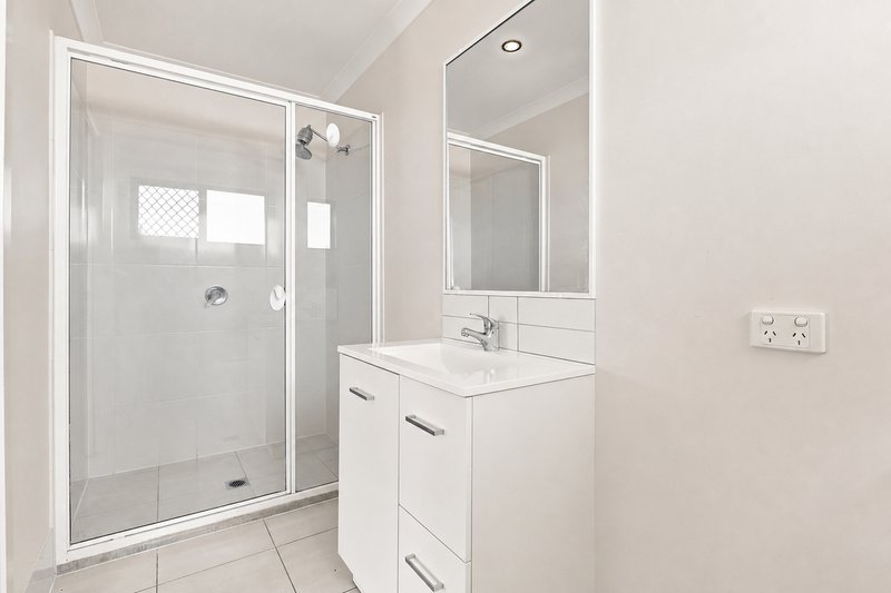 Photo - 71 Cavella Drive, Glen Eden QLD 4680 - Image 9