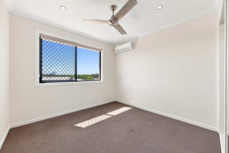 Photo - 71 Cavella Drive, Glen Eden QLD 4680 - Image 10
