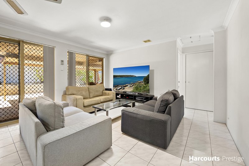 Photo - 71 Challenger Avenue, Parmelia WA 6167 - Image 3