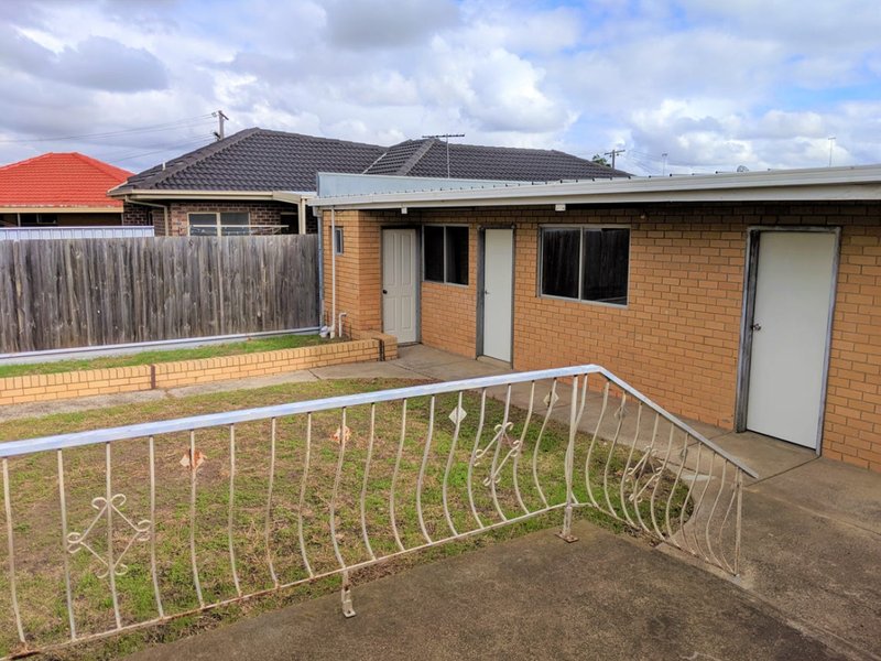 Photo - 71 Childs Road, Lalor VIC 3075 - Image 6