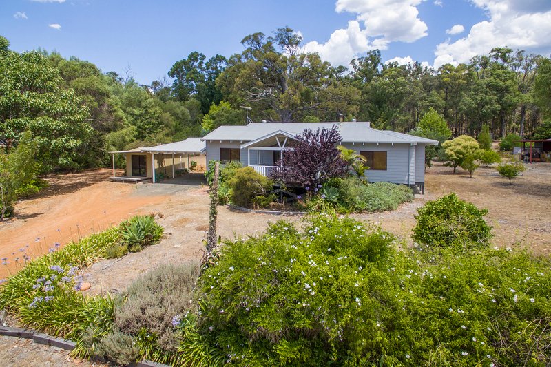 71 Cockatoo Drive, Nannup WA 6275