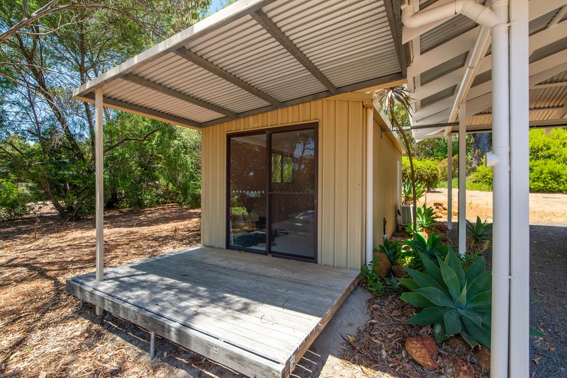 Photo - 71 Cockatoo Drive, Nannup WA 6275 - Image 14