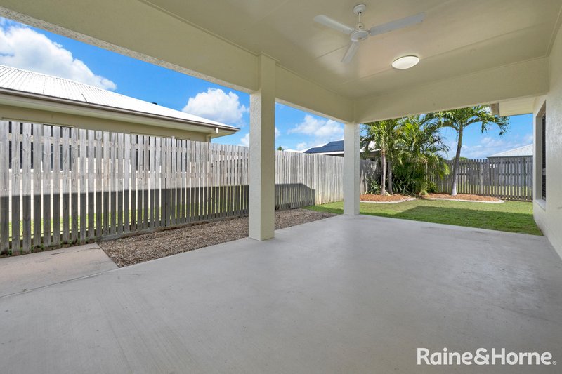 Photo - 71 Derwent Circuit, Kelso QLD 4815 - Image 9