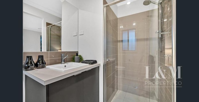 Photo - 71 Docker Circuit, Mickleham VIC 3064 - Image 13