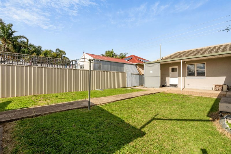 Photo - 71 English Avenue, Clovelly Park SA 5042 - Image 8