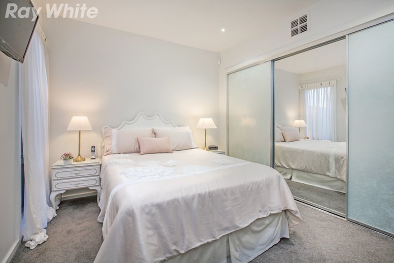 Photo - 7/1 Erskine Avenue, Reservoir VIC 3073 - Image 6