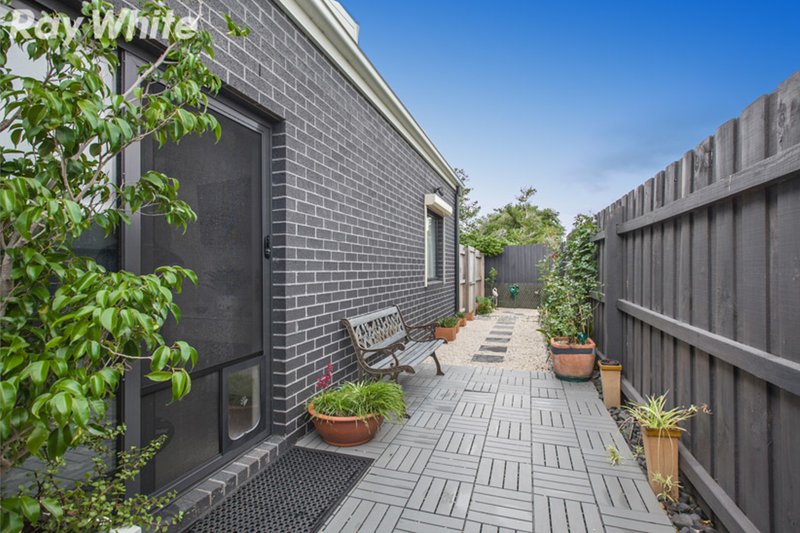 Photo - 7/1 Erskine Avenue, Reservoir VIC 3073 - Image 10