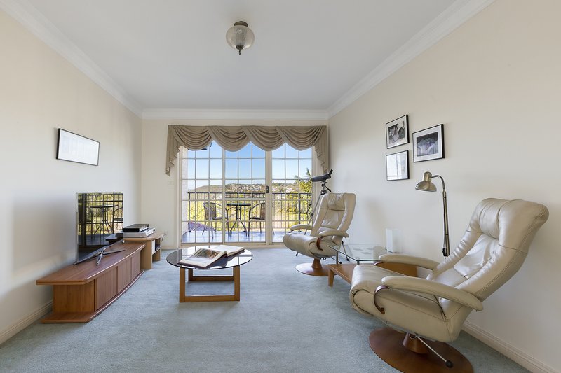 Photo - 71 Fairlight Street, Fairlight NSW 2094 - Image 9