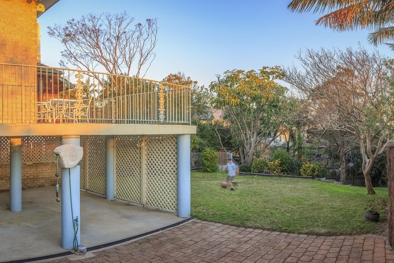 Photo - 71 Fairlight Street, Fairlight NSW 2094 - Image 12