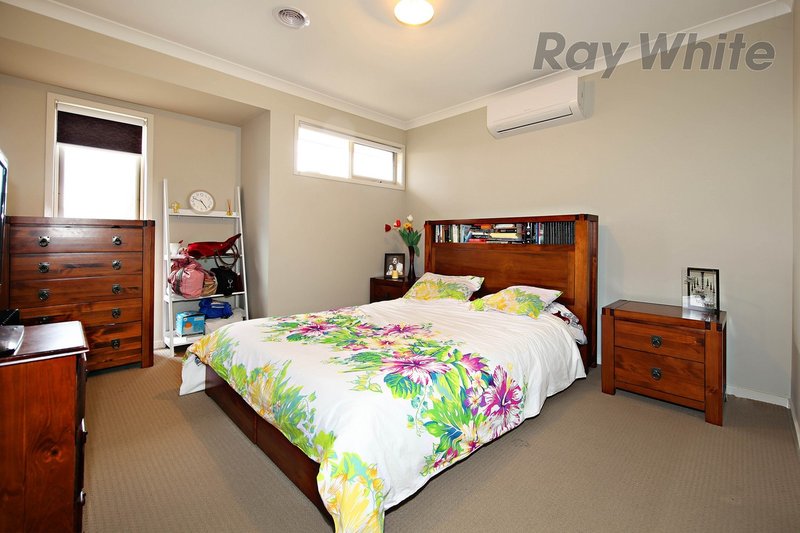 Photo - 71 Fongeo Drive, Point Cook VIC 3030 - Image 2