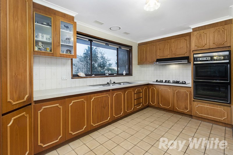 Photo - 71 Grandview Road, Wheelers Hill VIC 3150 - Image 2