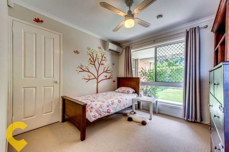 Photo - 71 Hawbridge Street, Carseldine QLD 4034 - Image 10