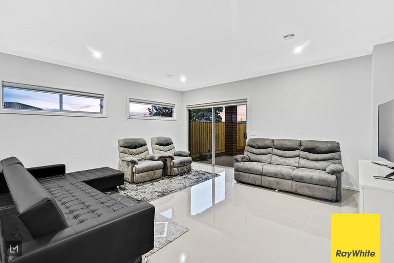 Photo - 71 Homebush Drive, Tarneit VIC 3029 - Image 6