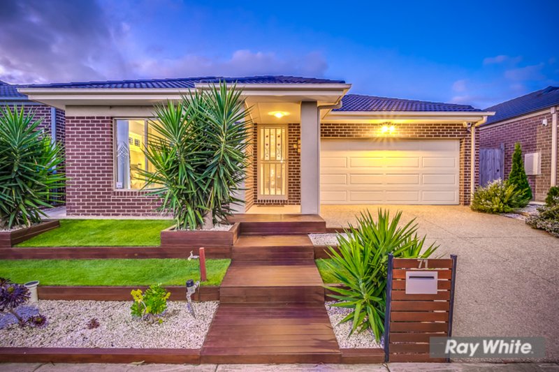 71 Inverell Pkwy , Tarneit VIC 3029