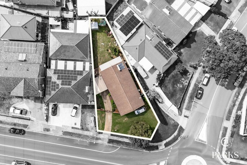 Photo - 71 Kalang Road, Edensor Park NSW 2176 - Image 13