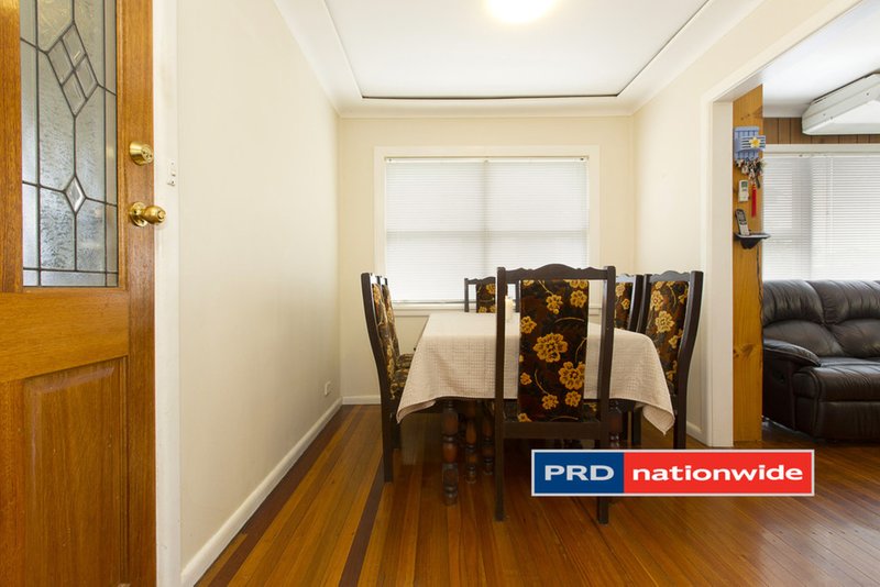 Photo - 71 Ladbury Ave , Penrith NSW 2750 - Image 4