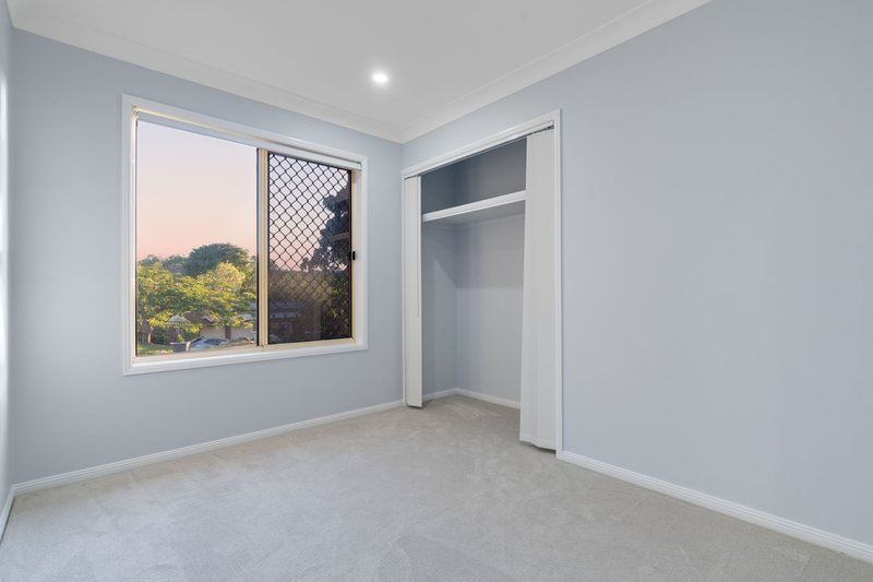 Photo - 71 Loane Drive, Edens Landing QLD 4207 - Image 15