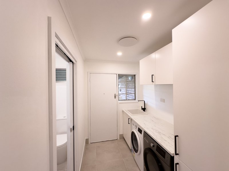 Photo - 71 Lorraine Crescent, Jacana VIC 3047 - Image 11