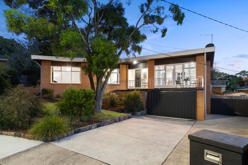 Photo - 71 Lorraine Drive, Burwood East VIC 3151 - Image 2