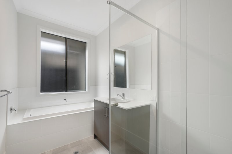 Photo - 71 Luxmoore Road, Angle Vale SA 5117 - Image 9
