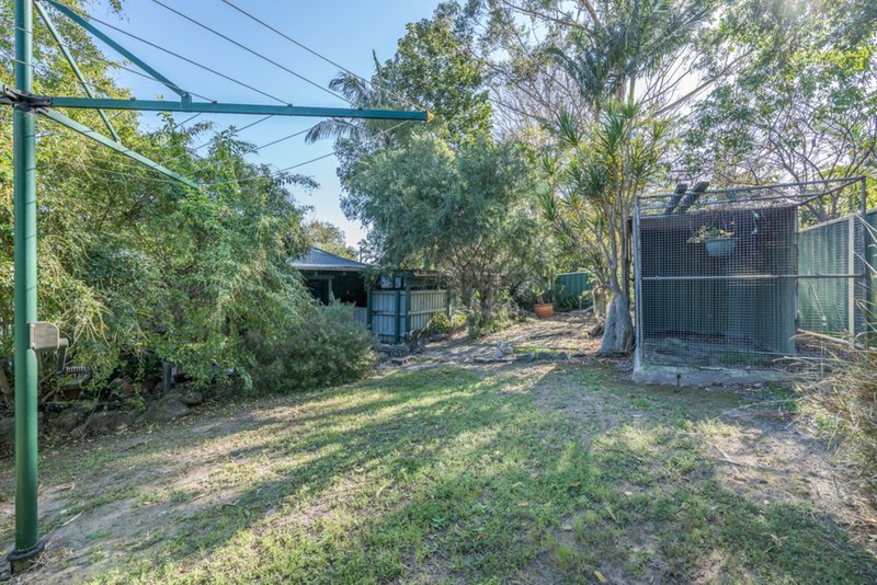 Photo - 71 Macquarie Road, Fennell Bay NSW 2283 - Image 9