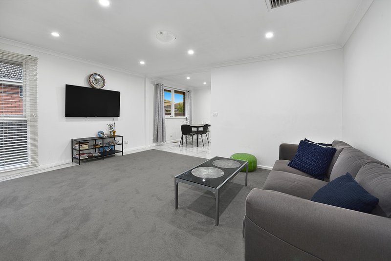 Photo - 71 Mason Street, Campbellfield VIC 3061 - Image 2