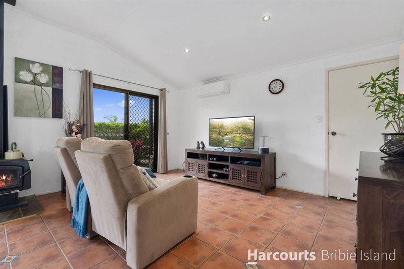 Photo - 71 Matthew Flinders Drive, Caboolture South QLD 4510 - Image 7