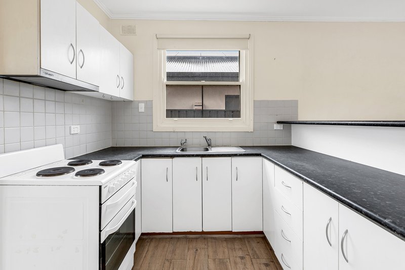 Photo - 71 Mckenzie Road, Elizabeth Downs SA 5113 - Image 7