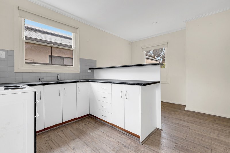 Photo - 71 Mckenzie Road, Elizabeth Downs SA 5113 - Image 9