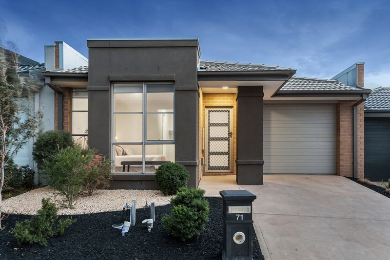 71 Natural Drive, Craigieburn VIC 3064