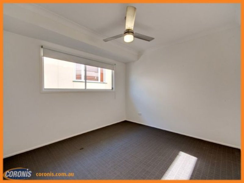 Photo - 71 Norman Street, Deagon QLD 4017 - Image 7