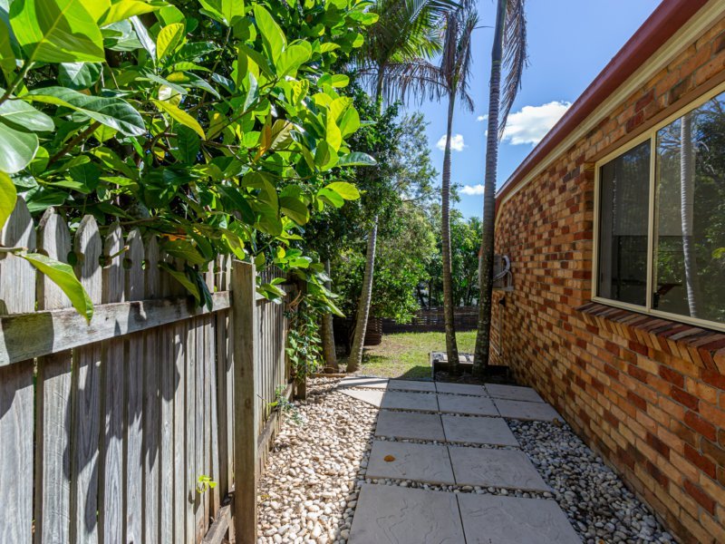 Photo - 71 Paddington Drive, Carrara QLD 4211 - Image 14